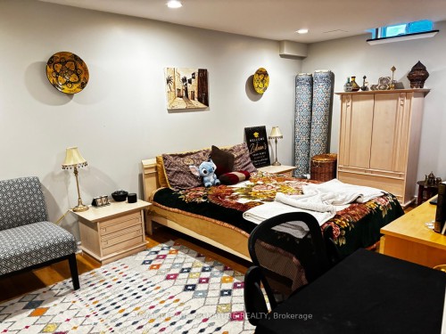6568 Aston Martin Mews, Mississauga, ON 