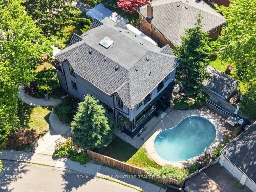 32 Cliffcrest Drive, Toronto, ON 