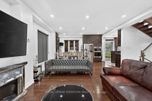 32 Cliffcrest Drive, Toronto, ON 