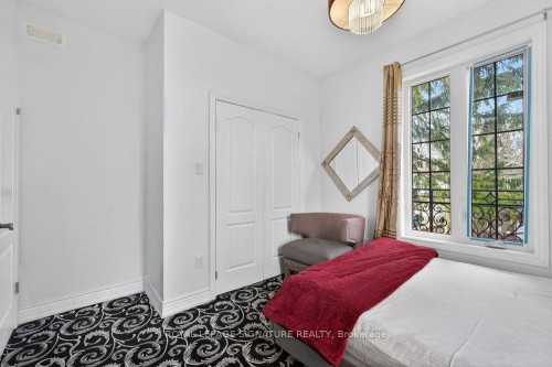32 Cliffcrest Drive, Toronto, ON 
