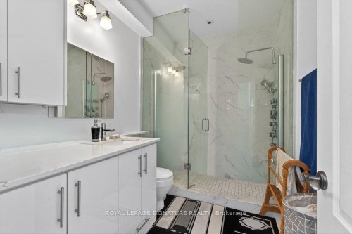 32 Cliffcrest Drive, Toronto, ON 