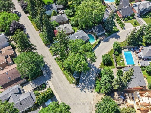 32 Cliffcrest Drive, Toronto, ON 