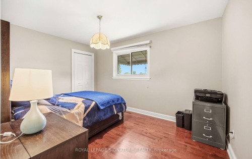 1892 Beechknoll Avenue, Mississauga, ON - Indoor Photo Showing Bedroom