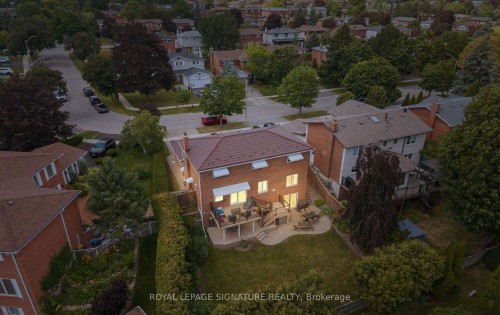 1892 Beechknoll Avenue, Mississauga, ON - Outdoor