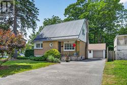 288 YONGE STREET  Kingston (Central City West), ON K7M 1G6