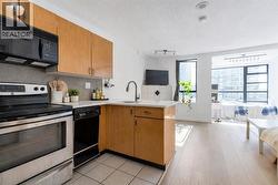 805 939 HOMER STREET  Vancouver, BC V6B 2W6