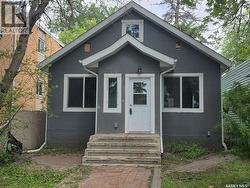 102 32nd STREET W  Saskatoon, SK S7L 0S1