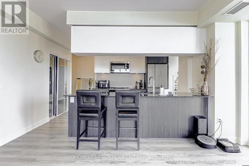 904 - 100 Eagle Rock Way W, Vaughan, ON 
