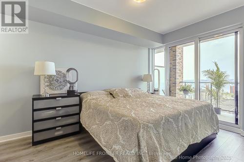 904 - 100 Eagle Rock Way W, Vaughan, ON 