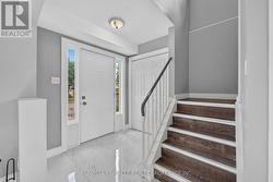 FOYER 2 - 