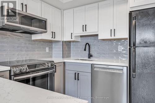 706 - 4 Elsinore Path, Toronto, ON 