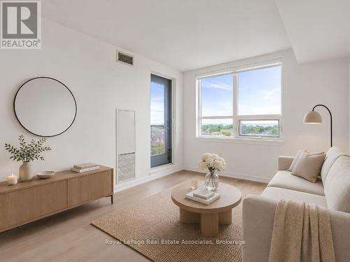 706 - 4 Elsinore Path, Toronto, ON 