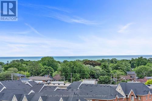 706 - 4 Elsinore Path, Toronto, ON 