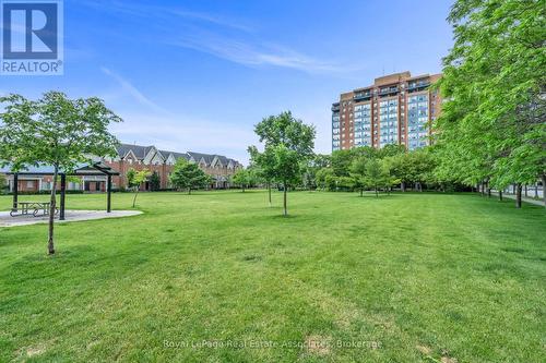 706 - 4 Elsinore Path, Toronto, ON 