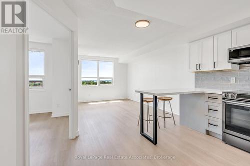 706 - 4 Elsinore Path, Toronto, ON 