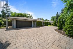 1592 ISLINGTON AVENUE Toronto, ON M9A 3M6
