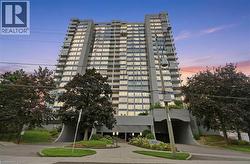75 QUEEN Street N Unit# 1702  Hamilton, ON L8R 3J3