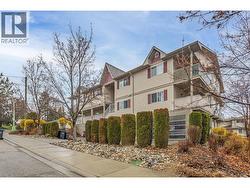 2733 Riffington Place Unit# 102 West Kelowna, BC V1Z 3L1