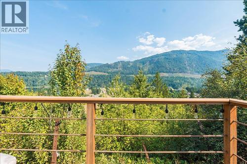 2706 Jacks Crescent, South Slocan, BC 