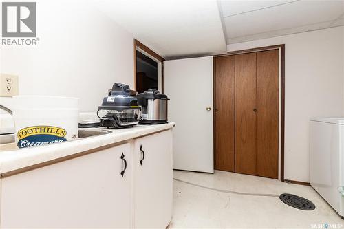 102 Wakaw Crescent, Saskatoon, SK 