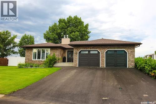 555 5th STREET W  Shaunavon, SK S0N 2M0
