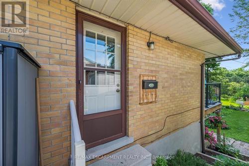 98 Stonybrook Drive, Kitchener, ON 