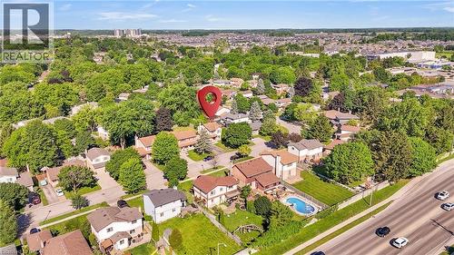 Residential neighborhood featuring mature trees and established homes - 127 Acorn Crescent, London, ON 