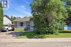 123 Kirkpatrick CRESCENT  Saskatoon, SK S7L 6Z1