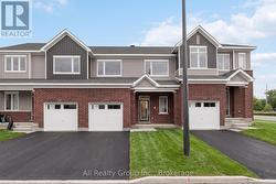 242 FALSETTO STREET Ottawa, ON K1W 0S2
