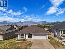 684 Dunrobin Drive Kamloops, BC V1S 1W4