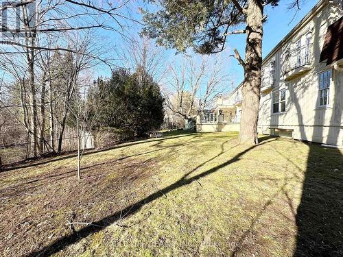 16 Brian Cliff Drive, Toronto, ON 