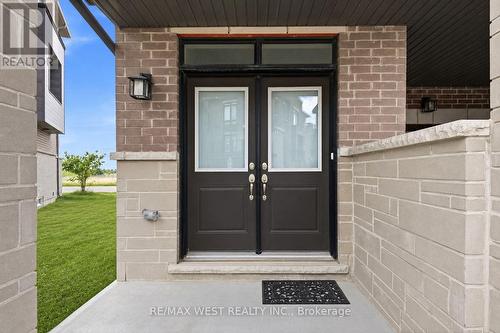 55 Holyrood Crescent, Vaughan, ON 
