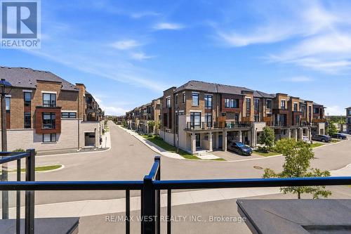 55 Holyrood Crescent, Vaughan, ON 