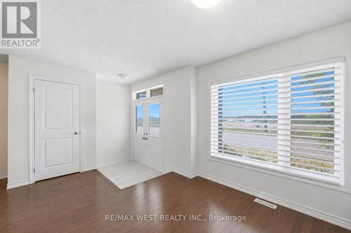 55 Holyrood Crescent, Vaughan, ON 