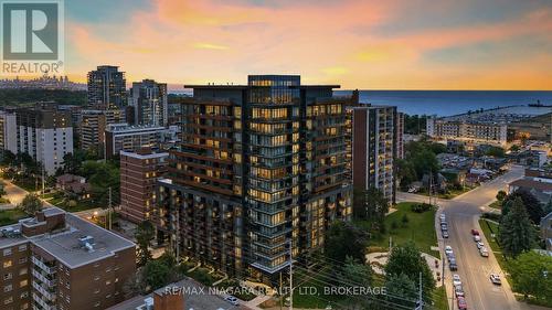 717 - 21 PARK STREET E  Mississauga (Port Credit), ON L5G 1L7