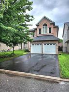 166 MACARA CRESCENT  Ottawa, ON K2K 0C9