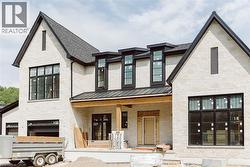 6 BRIDLEWOOD Crescent  Kitchener, ON N2C 2S4