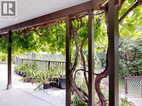 9573 Larson Road, Powell River, BC - Outdoor With Deck Patio Veranda