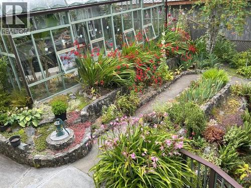 9573 Larson Road, Powell River, BC - Outdoor