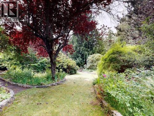 9573 Larson Road, Powell River, BC - Outdoor