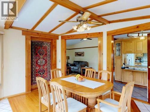 9573 Larson Road, Powell River, BC - Indoor Photo Showing Dining Room