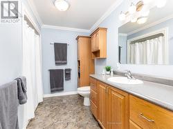 4 pc Bathroom - 