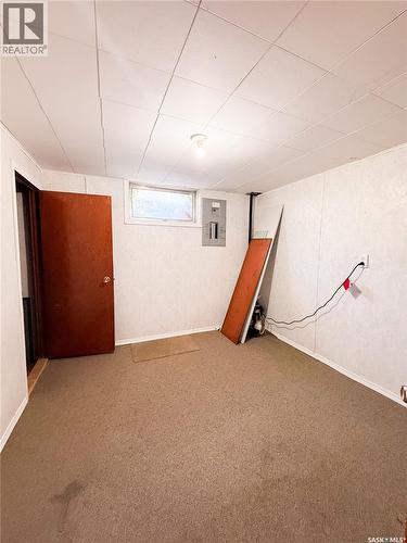 430 3Rd Street E, Shaunavon, SK - Indoor