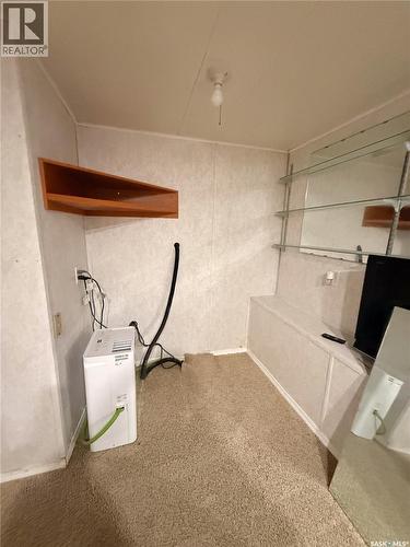 430 3Rd Street E, Shaunavon, SK - Indoor