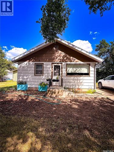 430 3Rd Street E, Shaunavon, SK - Outdoor
