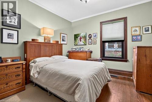 526 Burlington Avenue, Burlington, ON - Indoor Photo Showing Bedroom