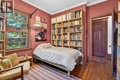 526 Burlington Avenue, Burlington, ON - Indoor Photo Showing Bedroom