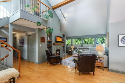 1716 Tofino Pl, Comox, BC 
