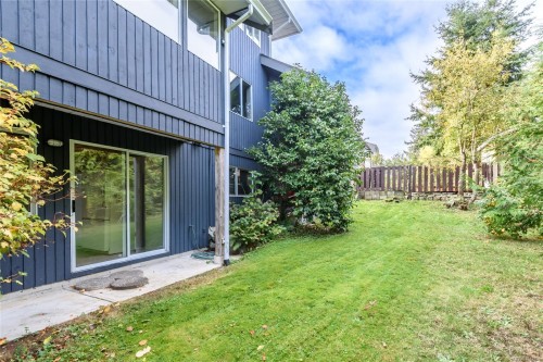 1716 Tofino Pl, Comox, BC 