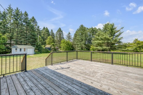 Cour - 142 Rue Du Parc, Shannon, QC 